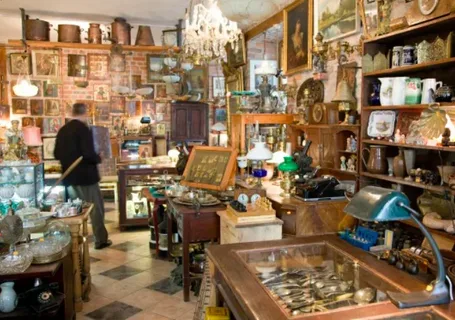 How Antique Appraisers Determine the Value of your Treasures